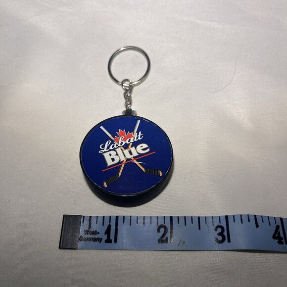 Labatt Blue Hockey Puck Blue Zone Keychain NHL Promotional Ad - Picture 2 of 4